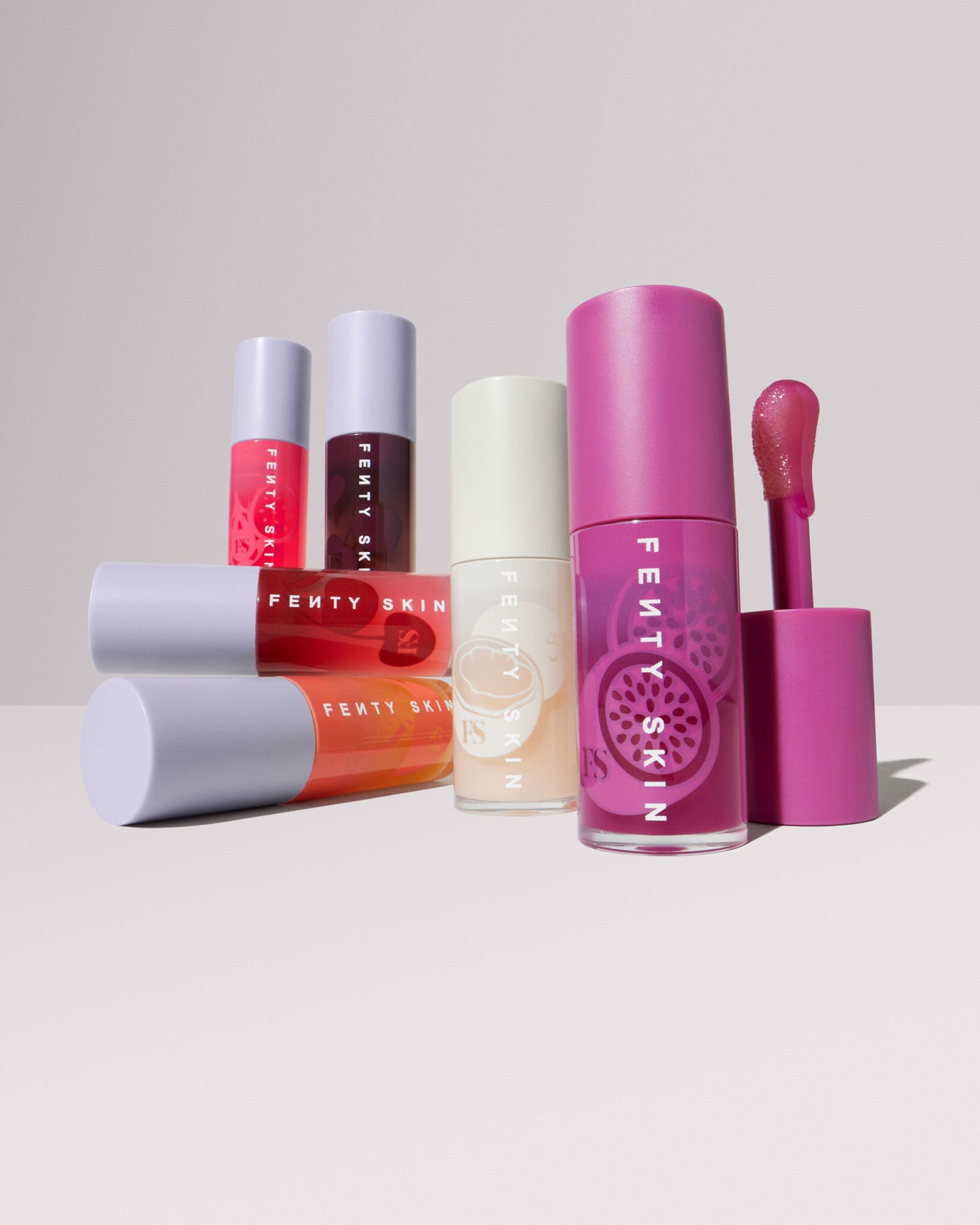 Fenty Treatz Hydrating + Strengthening Lip Oil ââ‚?Passion Fruit