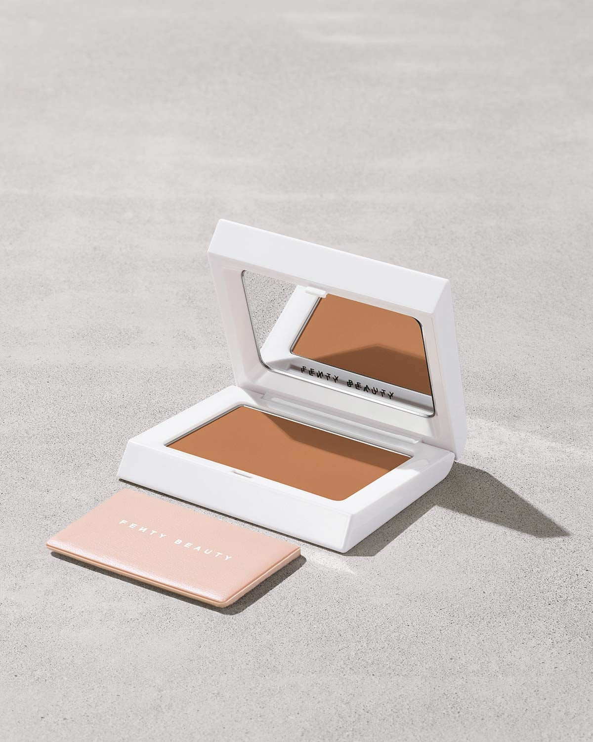 Bright Fix Instant Brightening + Blurring Powder ââ‚?Cinnamon