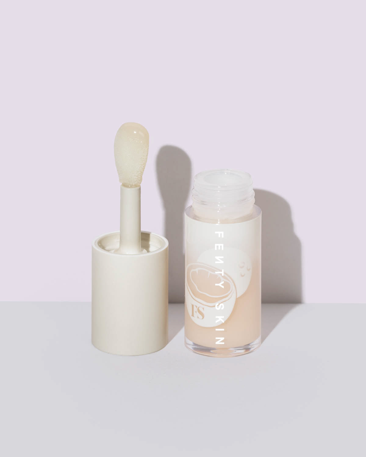 Fenty Treatz Hydrating + Strengthening Lip Oil ââ‚?Coconut