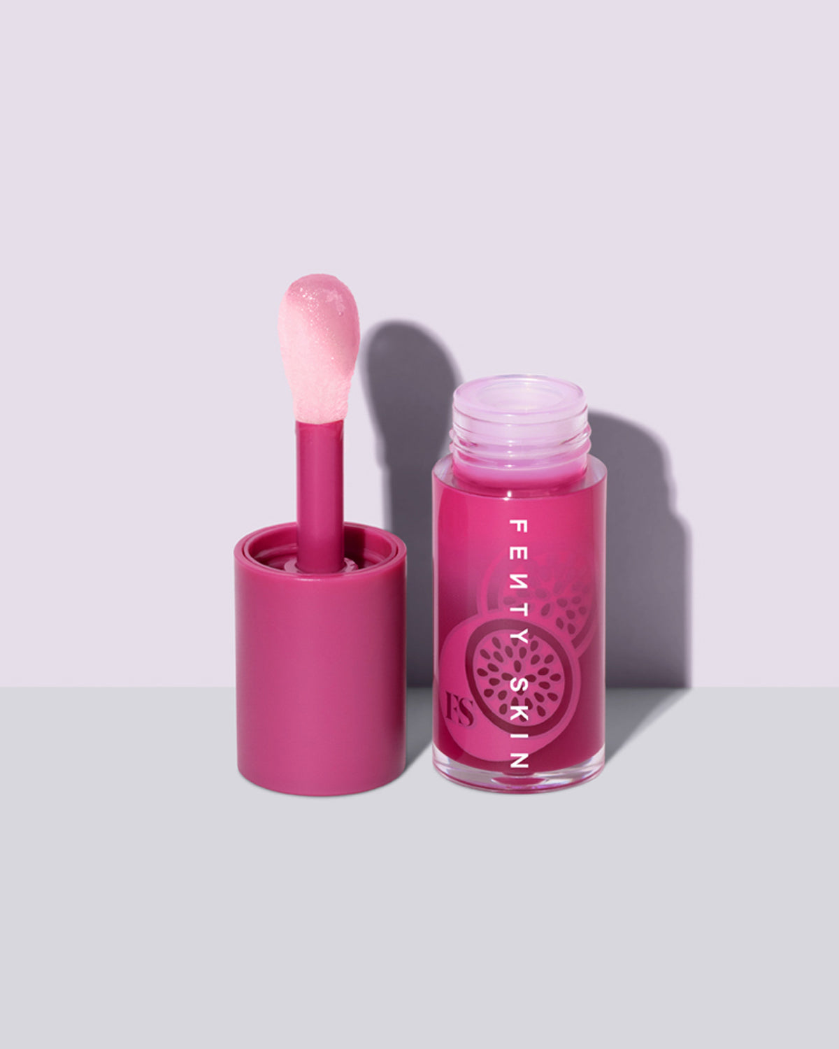 Fenty Treatz Hydrating + Strengthening Lip Oil ââ‚?Passion Fruit